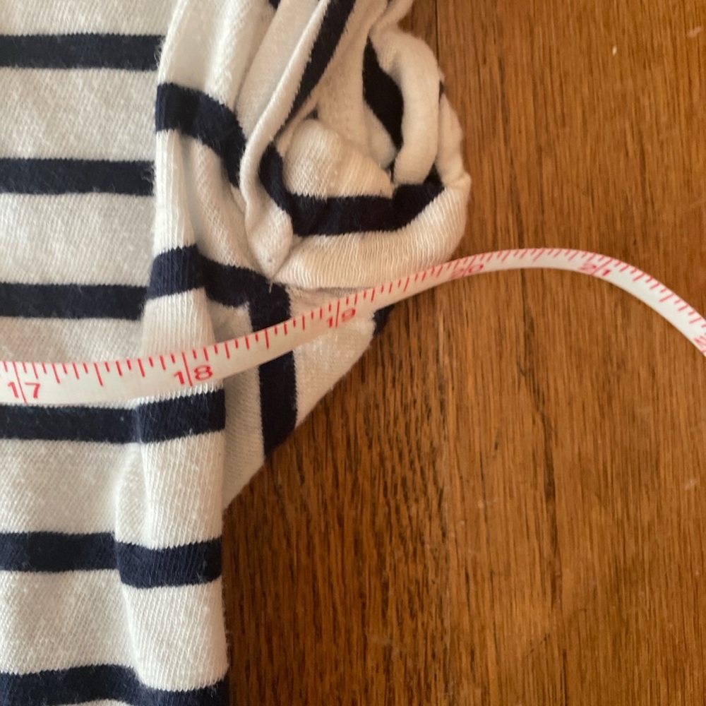 GAP Striped Navy and White T-Shirt - Picture 3 of 4